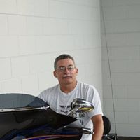 Dennis Chamberlain Photo 28