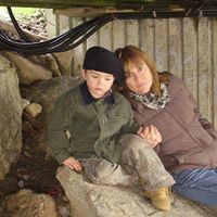 Suzanne Stack Photo 17