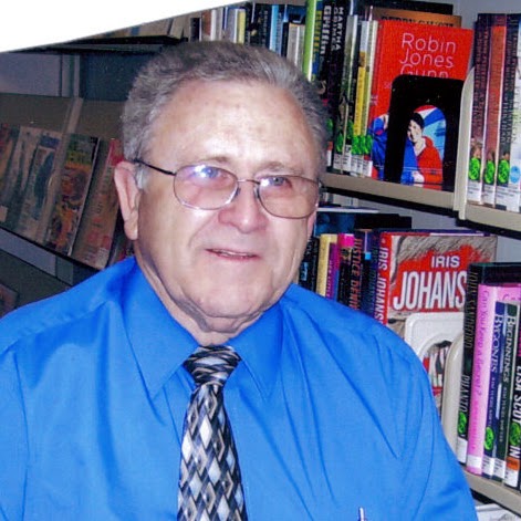 Carl Dixon Photo 34