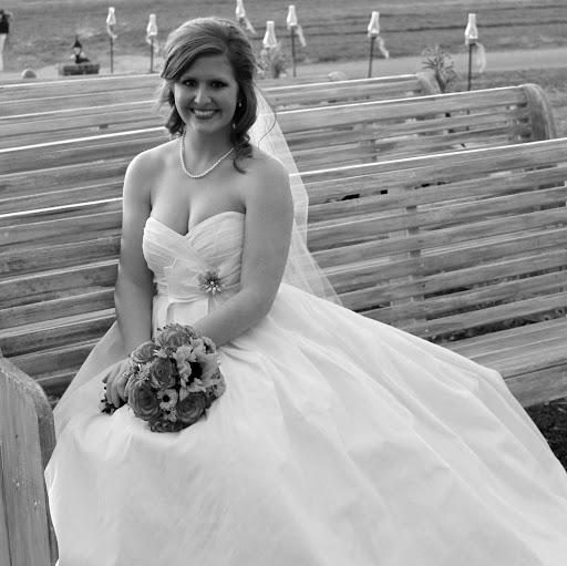 Stephanie Hardin Photo 27