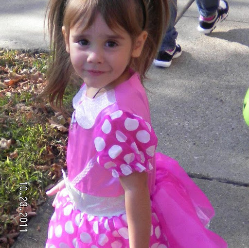 Debra Salas Photo 28