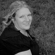 Shannon Veal Photo 14