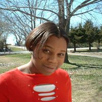 Alicia Whitt Photo 8