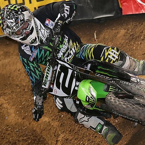 Ashley Lugo Photo 9