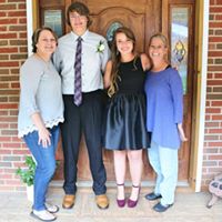 Vicki Webb Photo 15