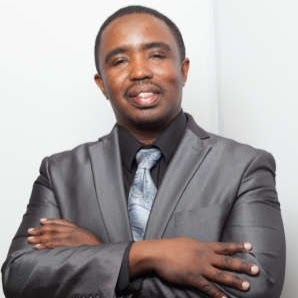 Raymond Batts Photo 17