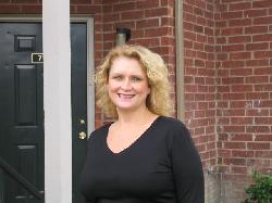 April Ford Photo 10