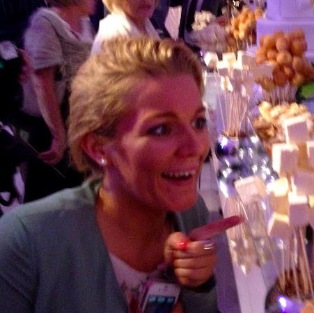 Kate Miles Photo 15