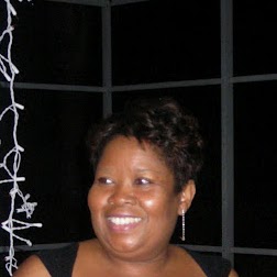 Paula Dixon Photo 30