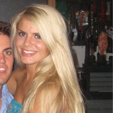 Danielle Cox Photo 5