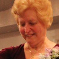 Betty Armstrong Photo 19