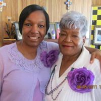 Carolyn Graham Photo 44