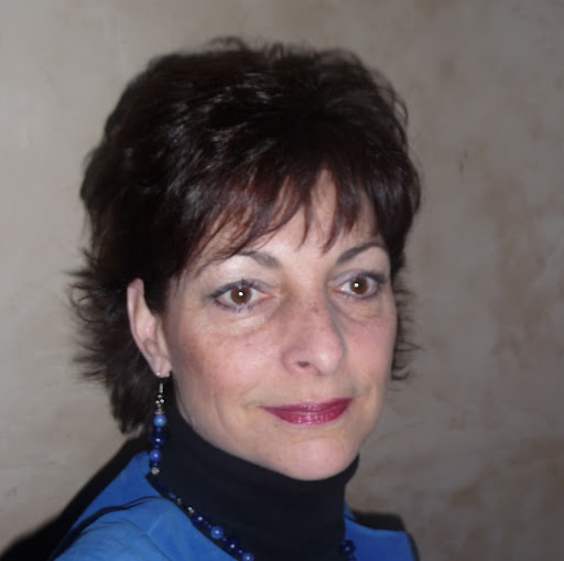 Lori Cooper Photo 22