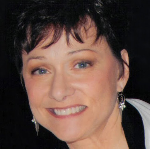 Bonnie Gray Photo 40