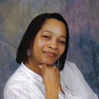 Renee Stringer Photo 7