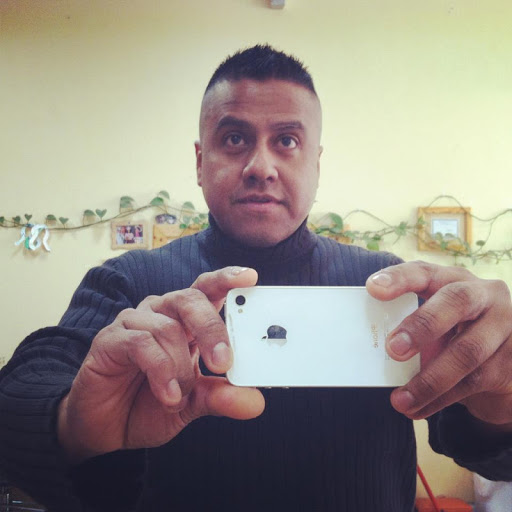 Victor Martinez Photo 14
