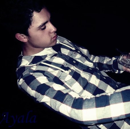 Angel Ayala Photo 16