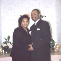 Ronnie Hampton Photo 28