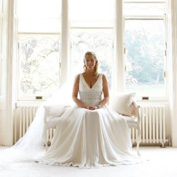 Caroline Smart Photo 17