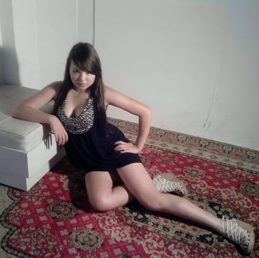 Alejandra Galvis Photo 6