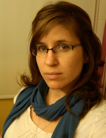 Elizabeth Wells Photo 17