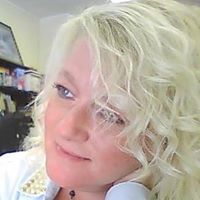 Laura Lind Photo 25