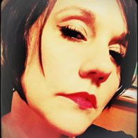 Angelique Richards Photo 26