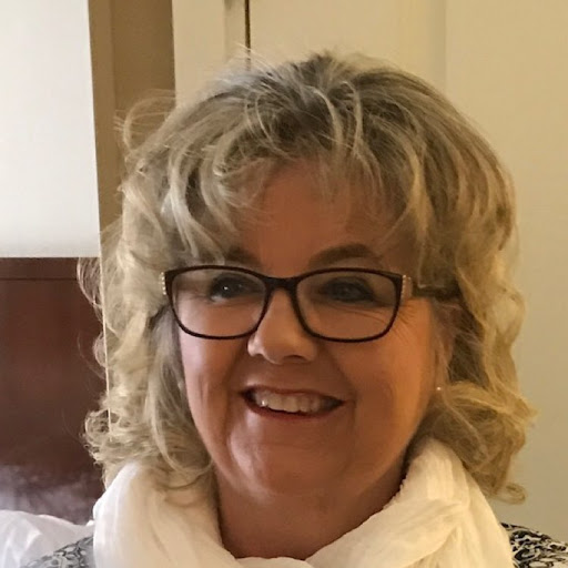 Carolyn Starr Photo 5