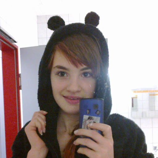 Angelina Weber Photo 2