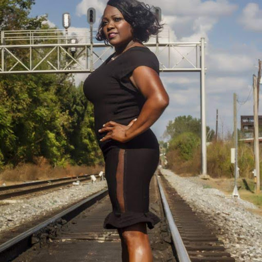 Brenda Marlow Photo 25