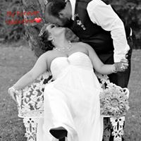 Elizabeth Saunders Photo 33