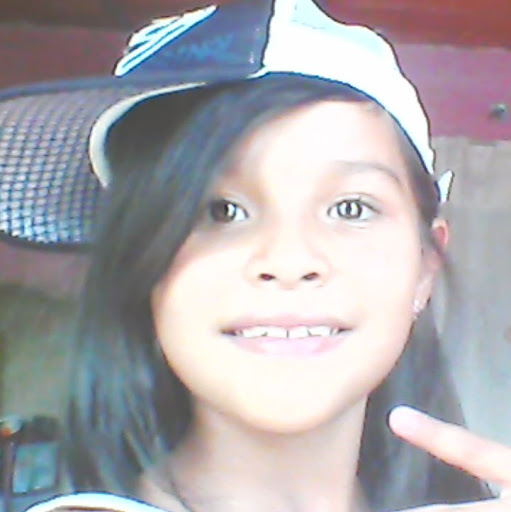 Stephany Mendez Photo 10