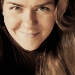 Melanie Schmidt Photo 32