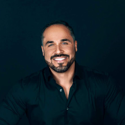 Roberto Baez Photo 34