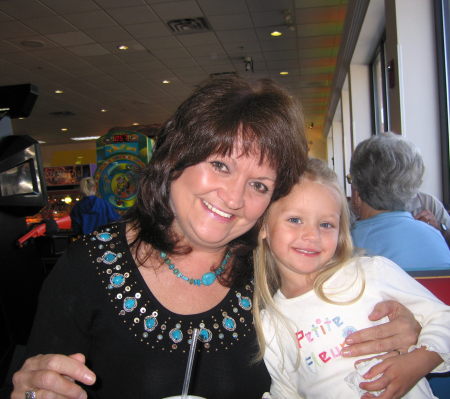 Theresa Bolton Photo 7