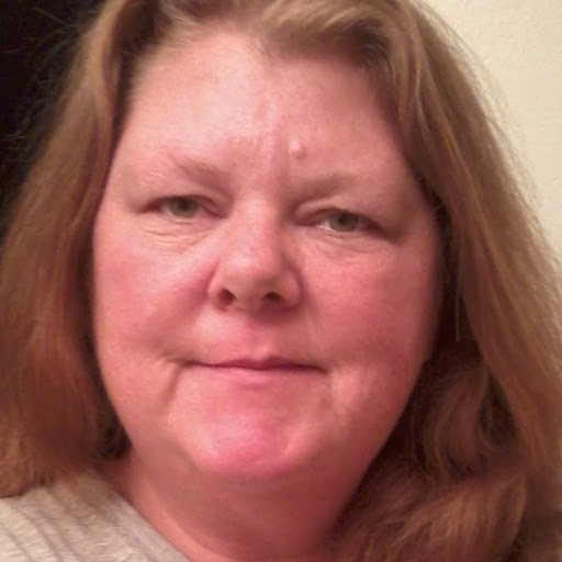 Vicki Mills Photo 1