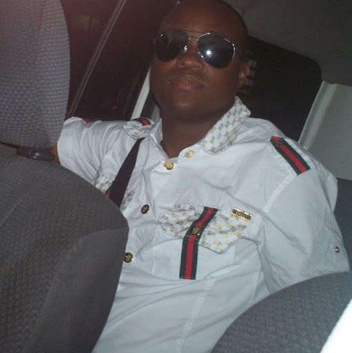 Gregory Gordon Photo 33