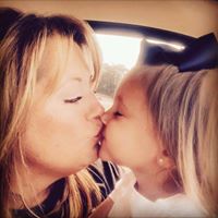 Tonya Holt Photo 23