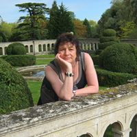 Anne Yates Photo 21