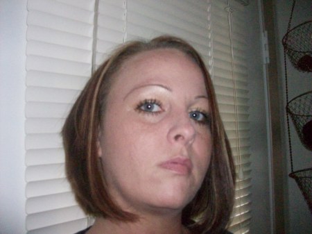 Heather Hollingsworth Photo 13