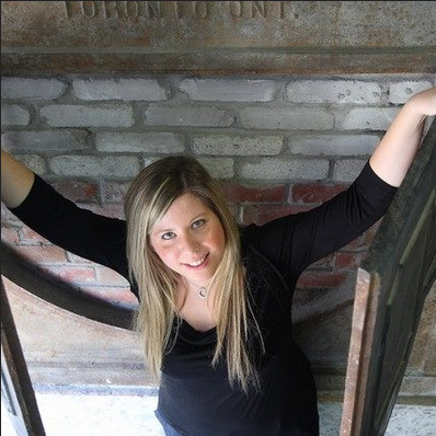 Janelle Thompson Photo 7