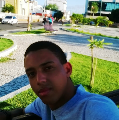 Leonardo Barbosa Photo 25