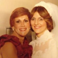 Debra Shuster Photo 4