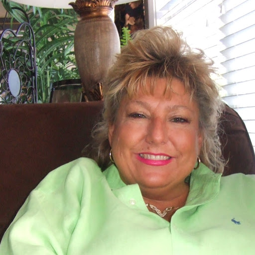Terri Floyd Photo 18