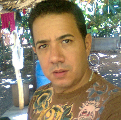 Robert Melo Photo 14
