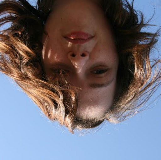 Caroline Stevenson Photo 32