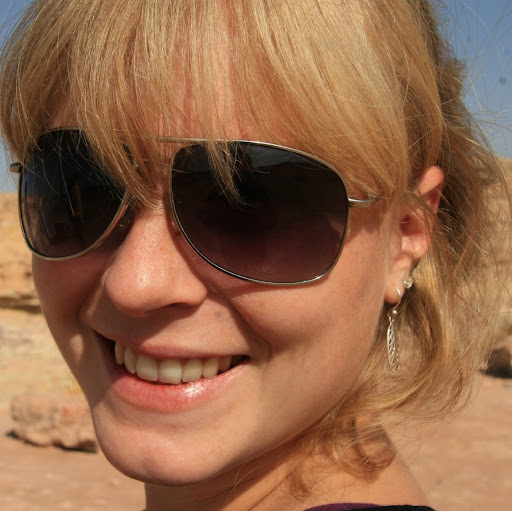 Amanda Heath Photo 16