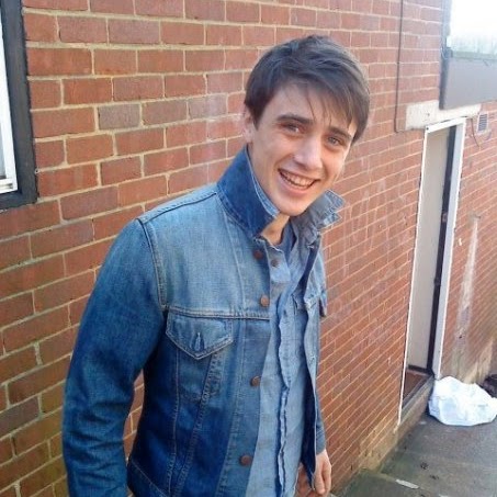 Alexander Knowles Photo 23