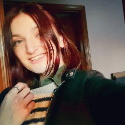 Lauren Davison Photo 28