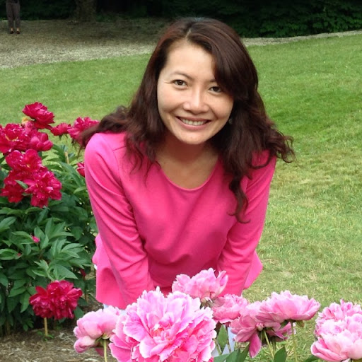 Crystal Zheng Photo 22